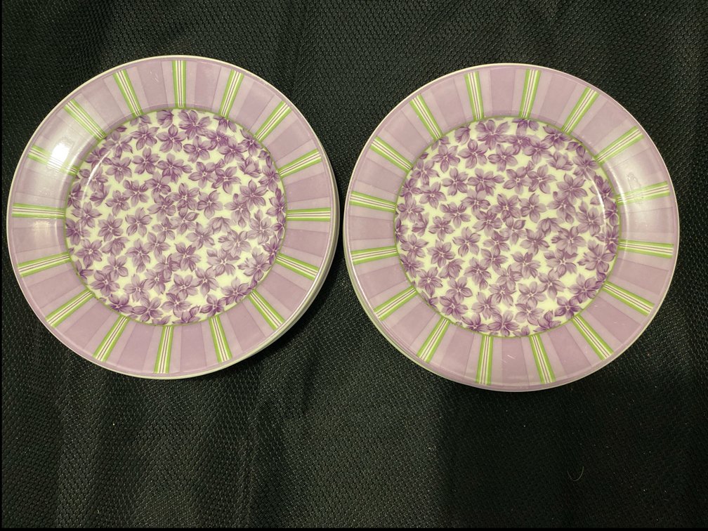 Plates and Mugs