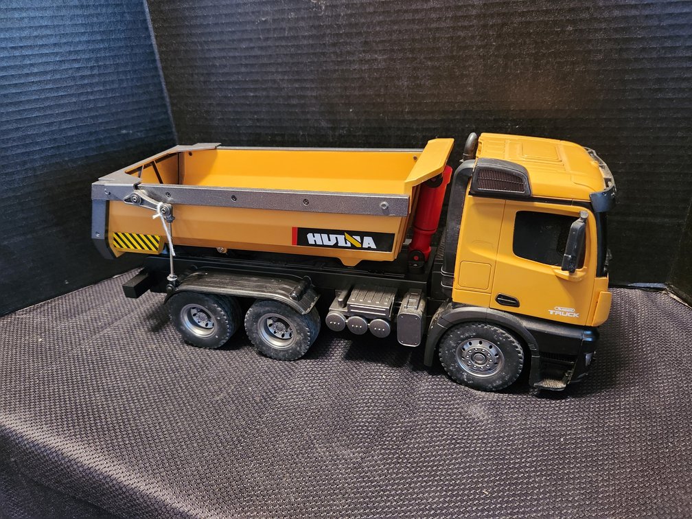 Huina Truck