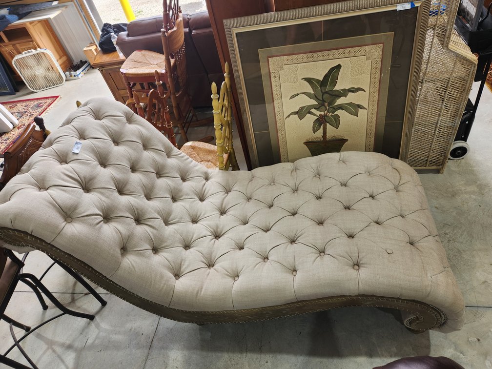 Chaise lounge