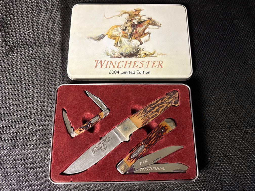 Winchester 2004 LE Pocket Knives 