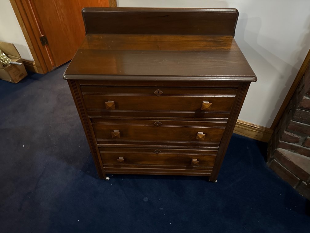 Drawer Dresser