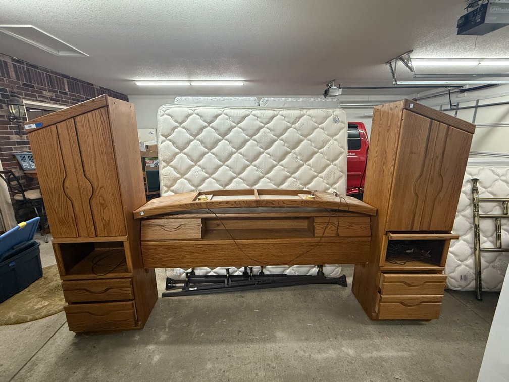 King Bedroom Set