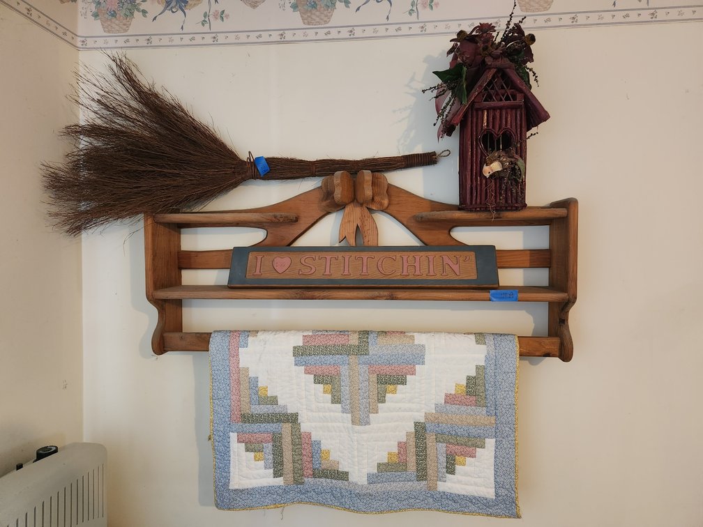 Wall Quilt Rack