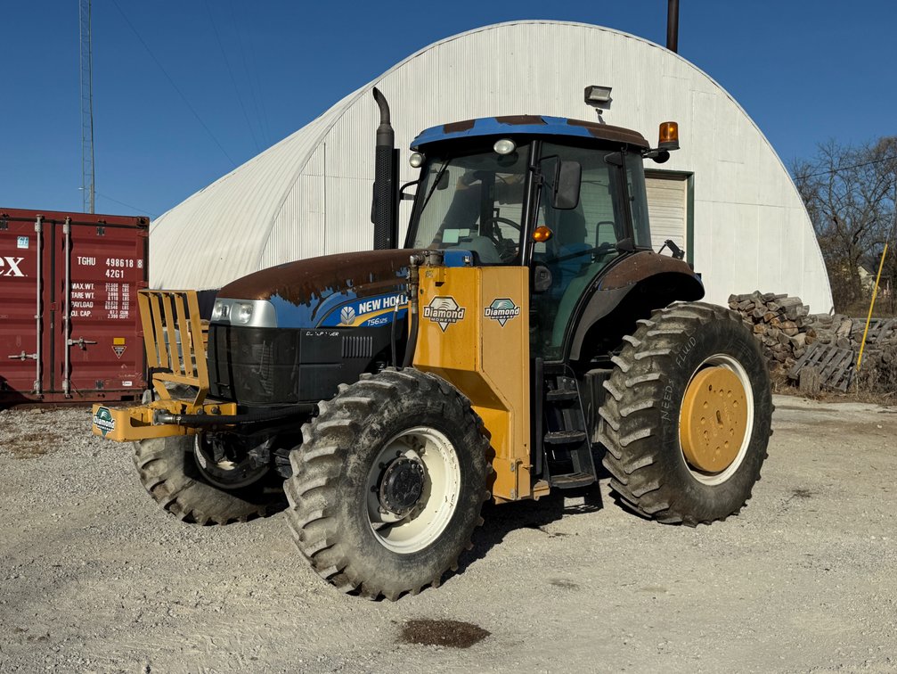 2015 New Holland TS6.125 4WD Tractor W/Brush Cutter