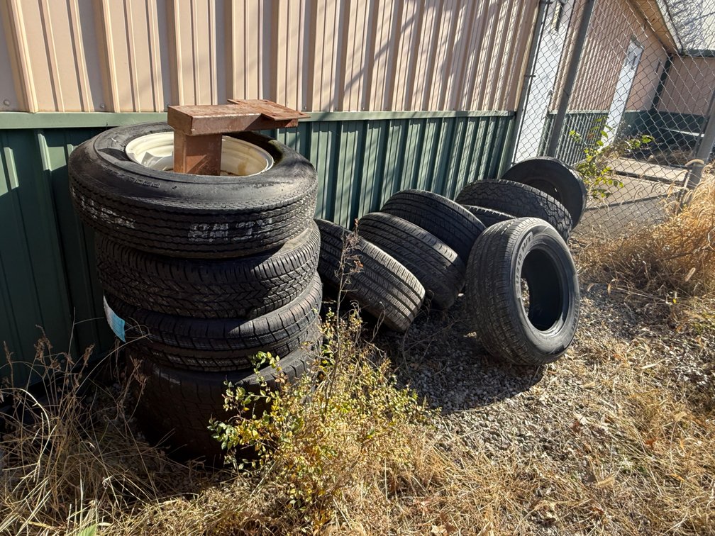 New/Used Tires 