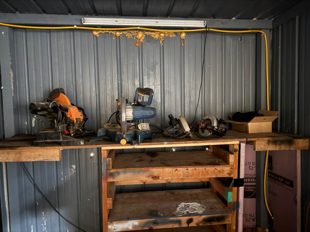 Miter Saws  Kick Dumby Toolbox and More 