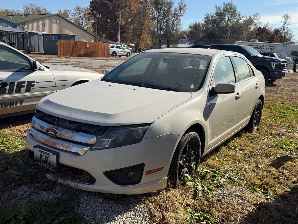 2011 Ford Fusion SE Automobile