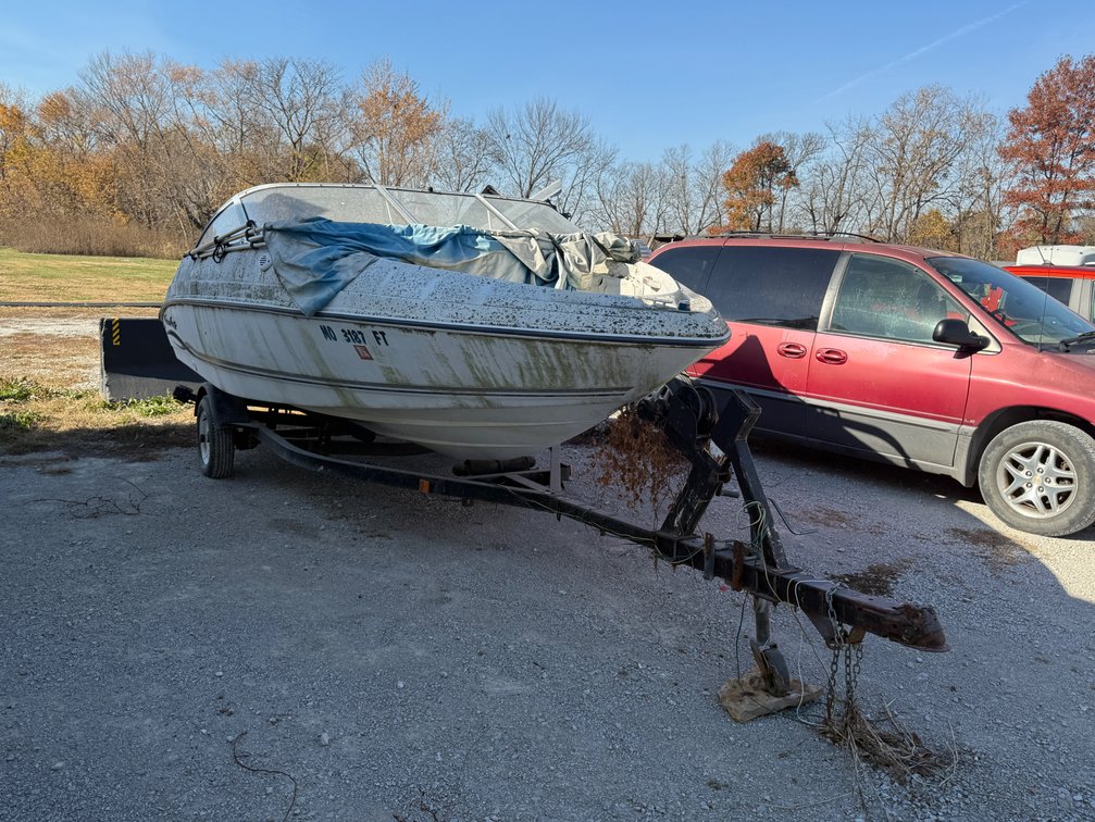 1997 Chris Craft 18 ft Fiberglass Open Bow Boat w/ Trailer