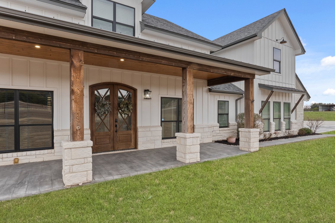 Image for 1981 Mountain Ridge Real Estate Auction