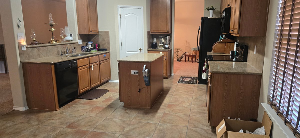 Image for 8343 Bordeaux Bay, San Antonio, TX 78255 Real Estate Auction