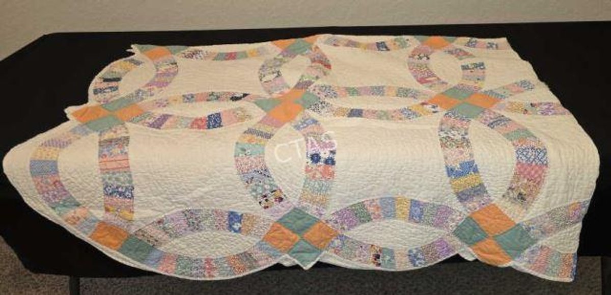 Vintage Flour Sack Cotton Wedding Ring Quilt
