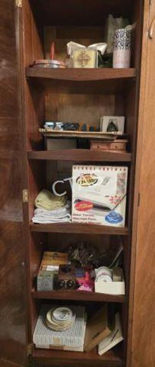 Gifts, Decor & Misc. in Wardrobe