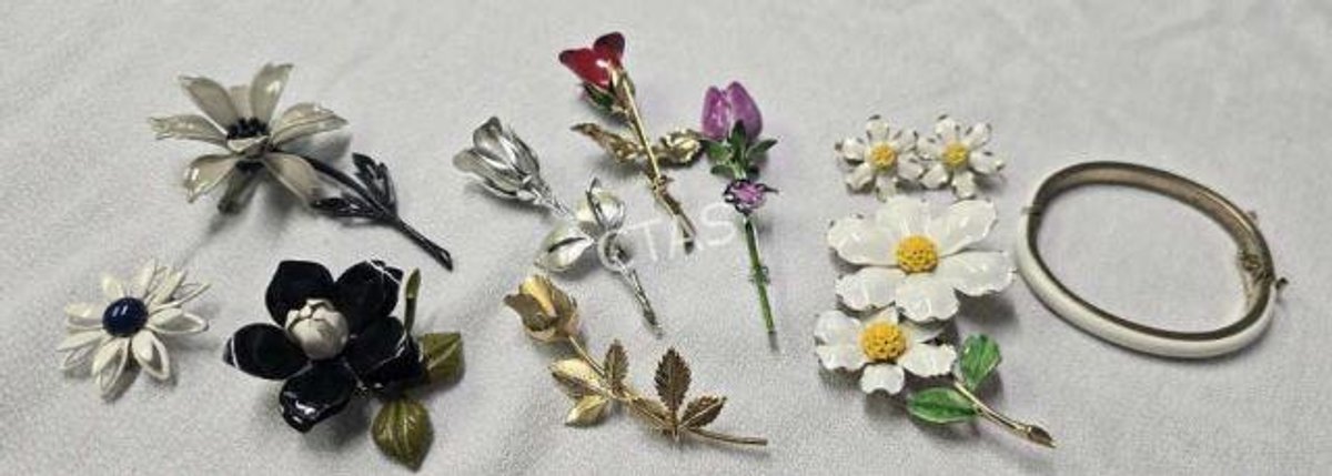 Vintage Enamel & Plated Floral Pins & Earrings