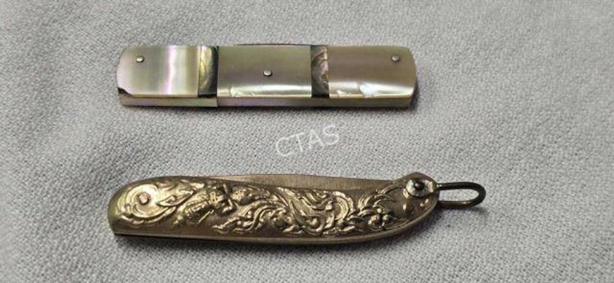 (2) Ladies Knives