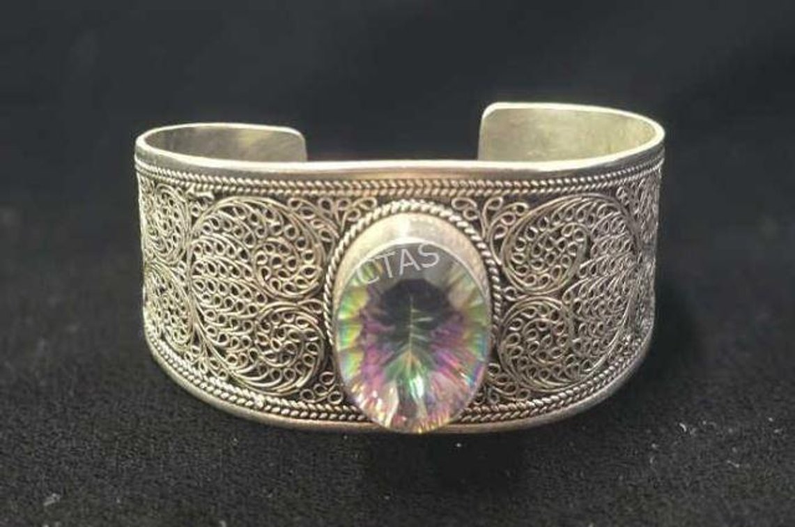 Sterling Silver w/ Mystic Topaz Stone Bracelet