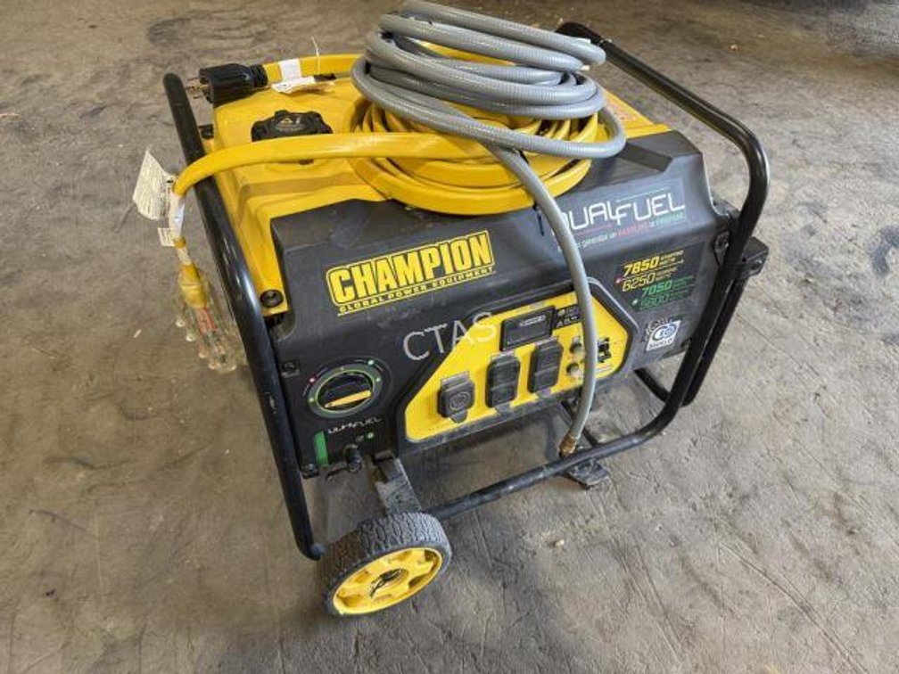Champion Dual Fuel Generator - Gas Or Propane Ran