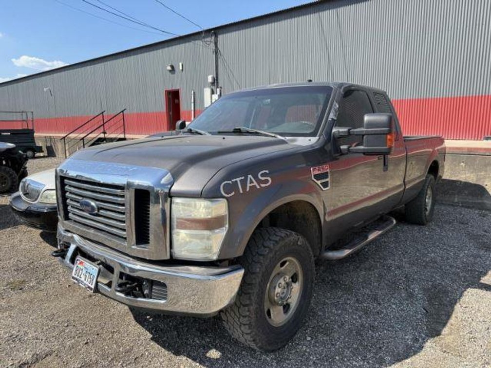 2008 Ford F250 Super Duty XLT - 6.8L Triton V10
