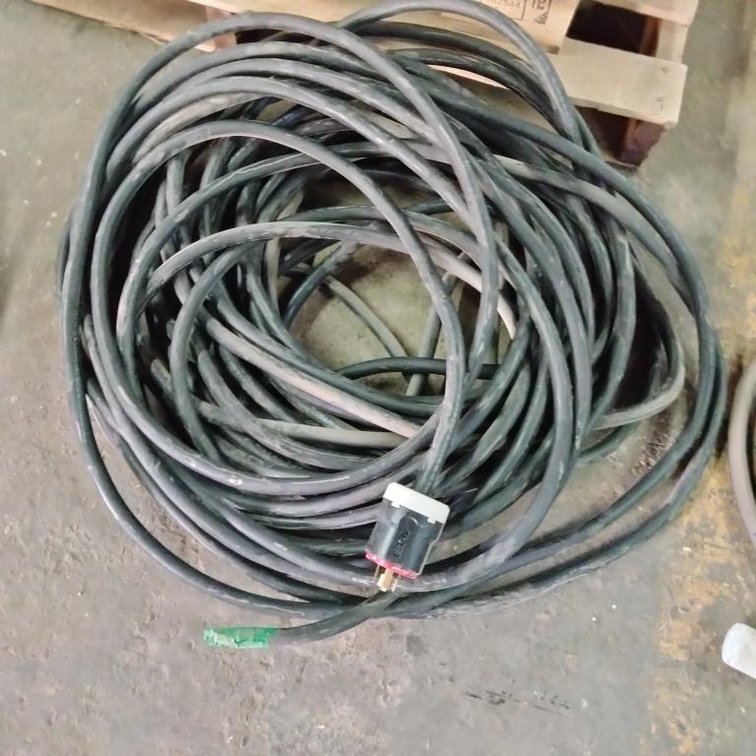 Southwire Royal Electric Cord w/Plug