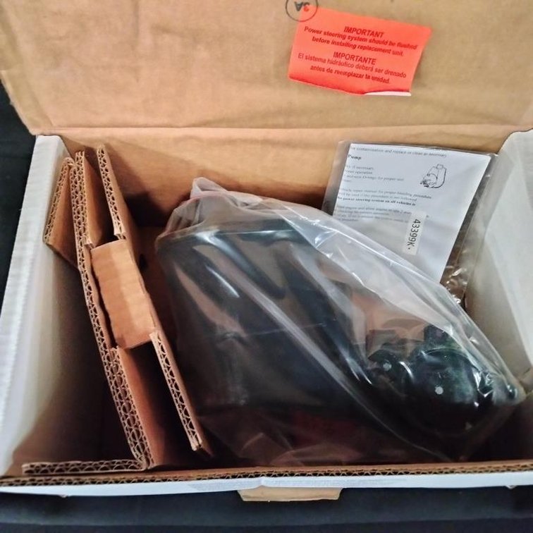 Power Steering Pump w/Reservoir - Part # PS381385