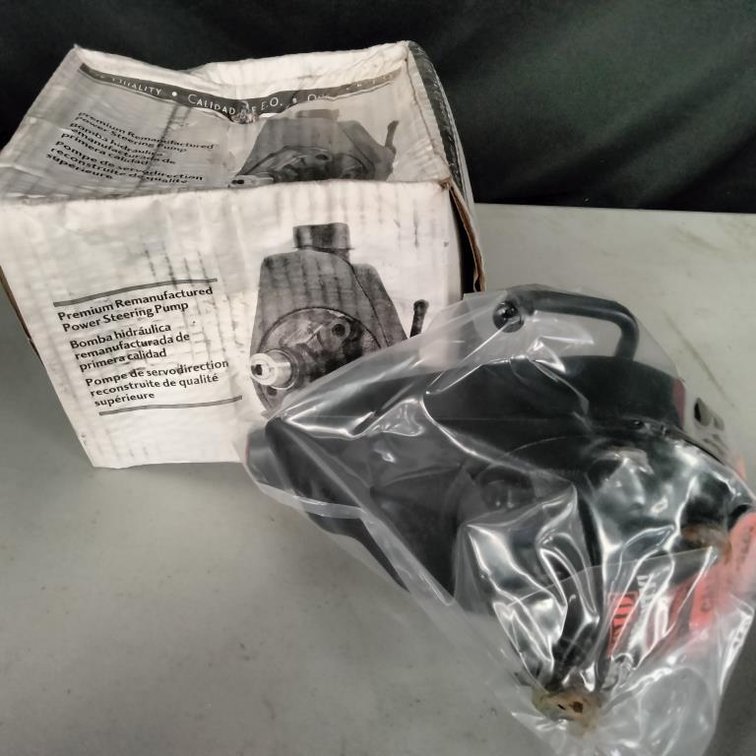 Power Steering Pump w/Reservoir - Part 38-1181