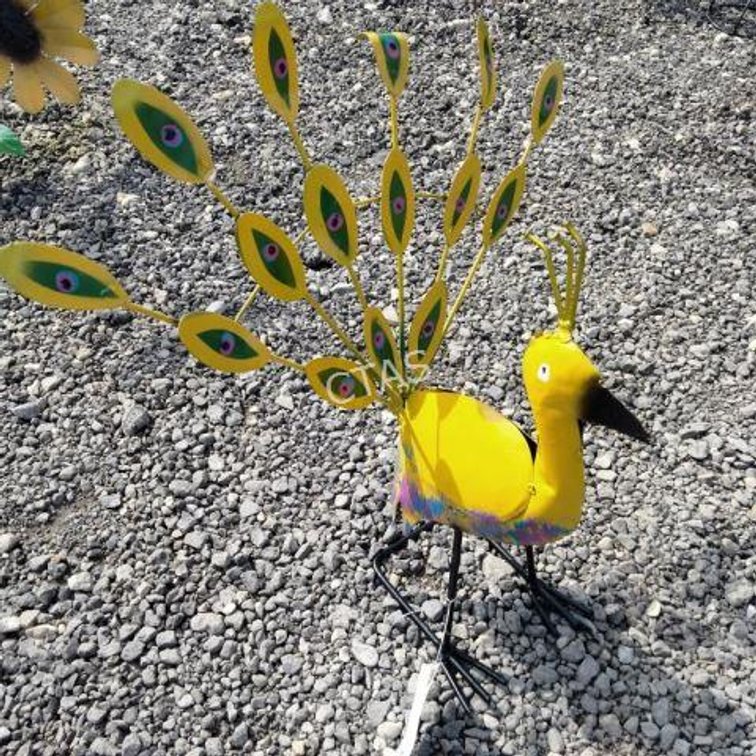 Metal Art Yellow Peacock