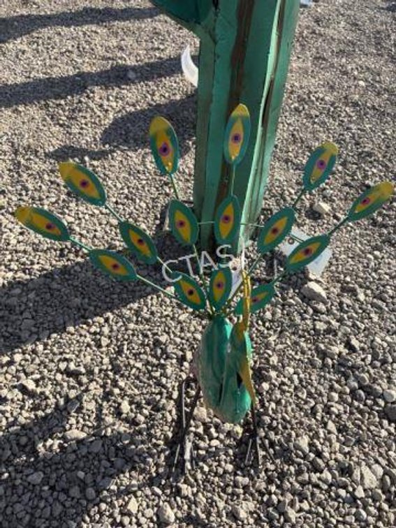 Metal Art Green Peacock
