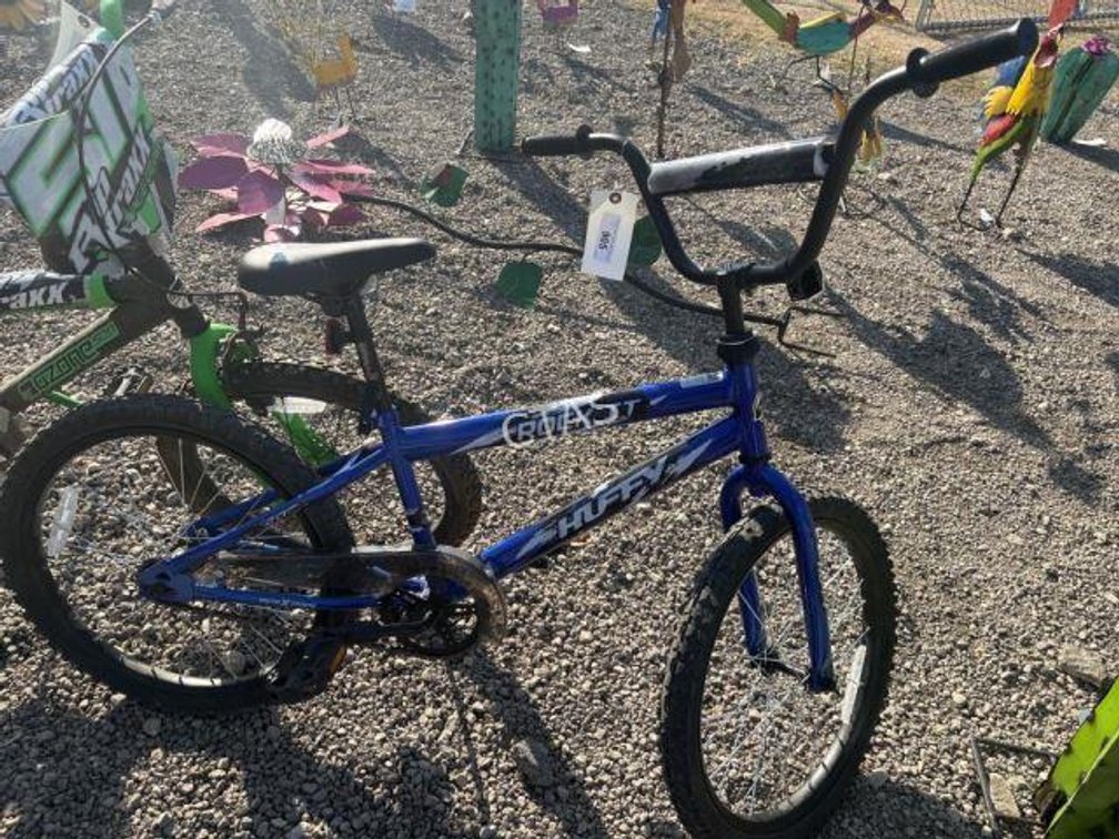Huffy Rock-It Blue Bicycle