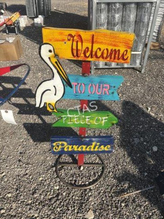 Metal Art Welcome Paradise Sign