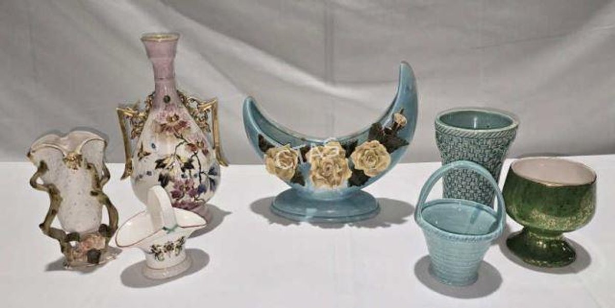 Antique & Vintage Vases & Baskets
