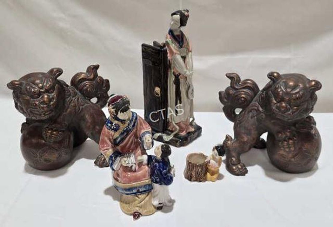 Japanese Foo Dogs & Figural Women Figurines