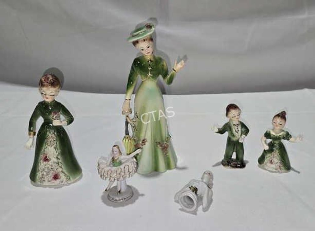 Porcelain Figurines Made in Japan