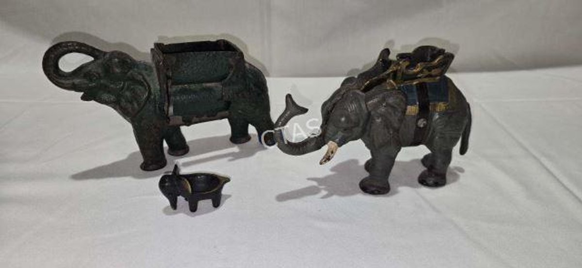 (2) Cast Iron Elephant Banks, Tiny Elephant Dish