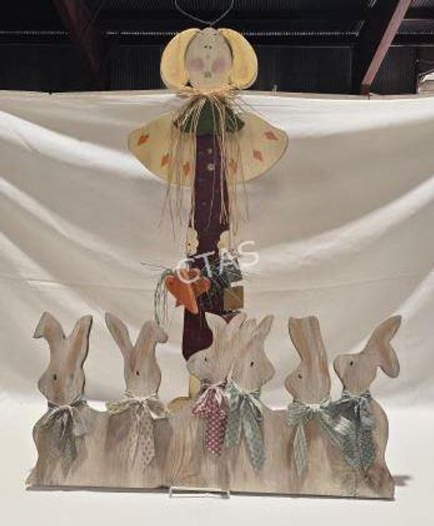 Wooden Bunny Art Decorations