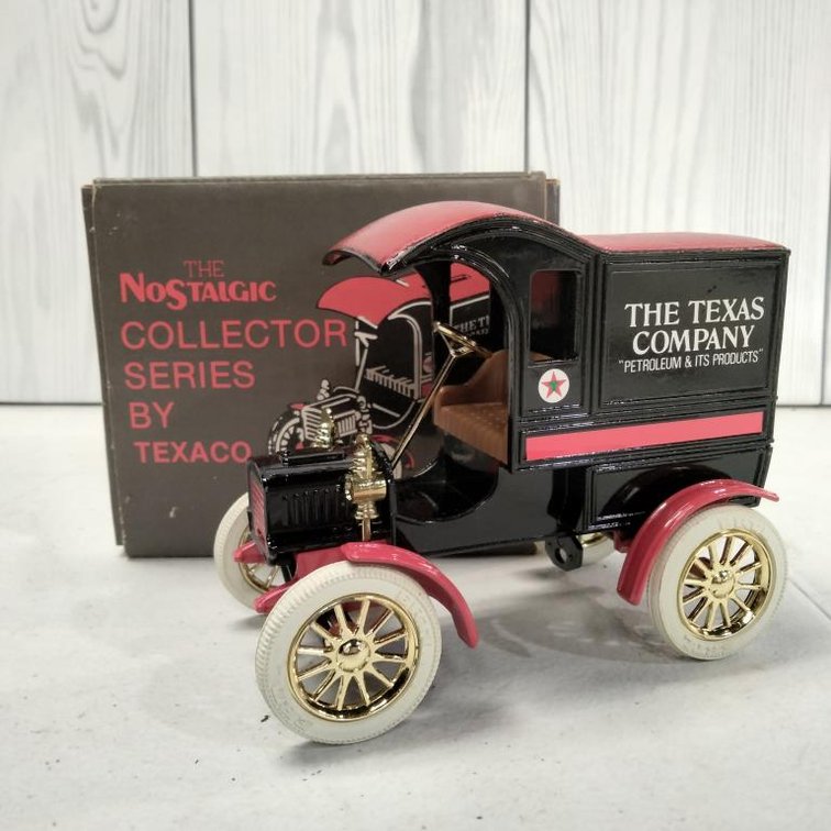 Ertl Texaco 1905 Ford Delivery Car