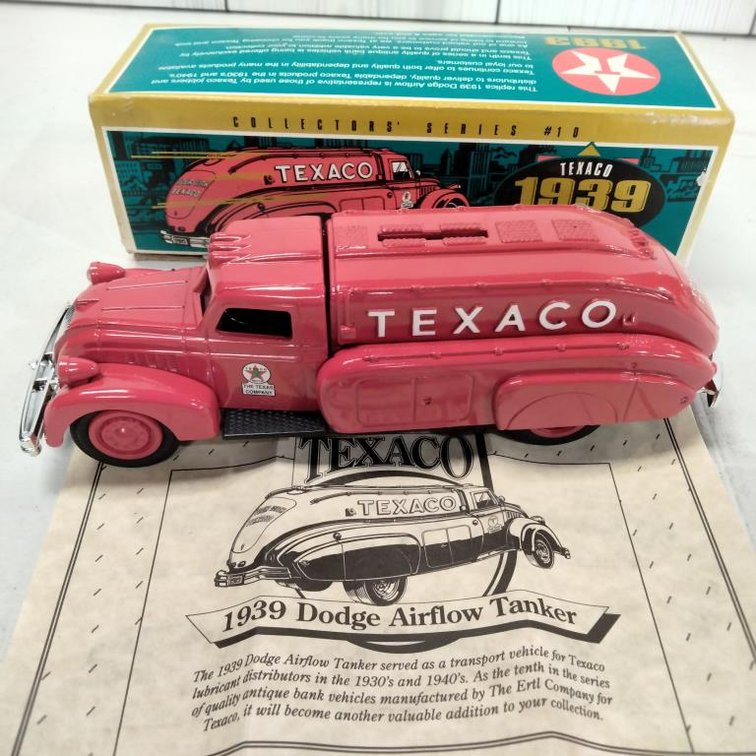 Ertl Texaco 1939 Dodge Airflow