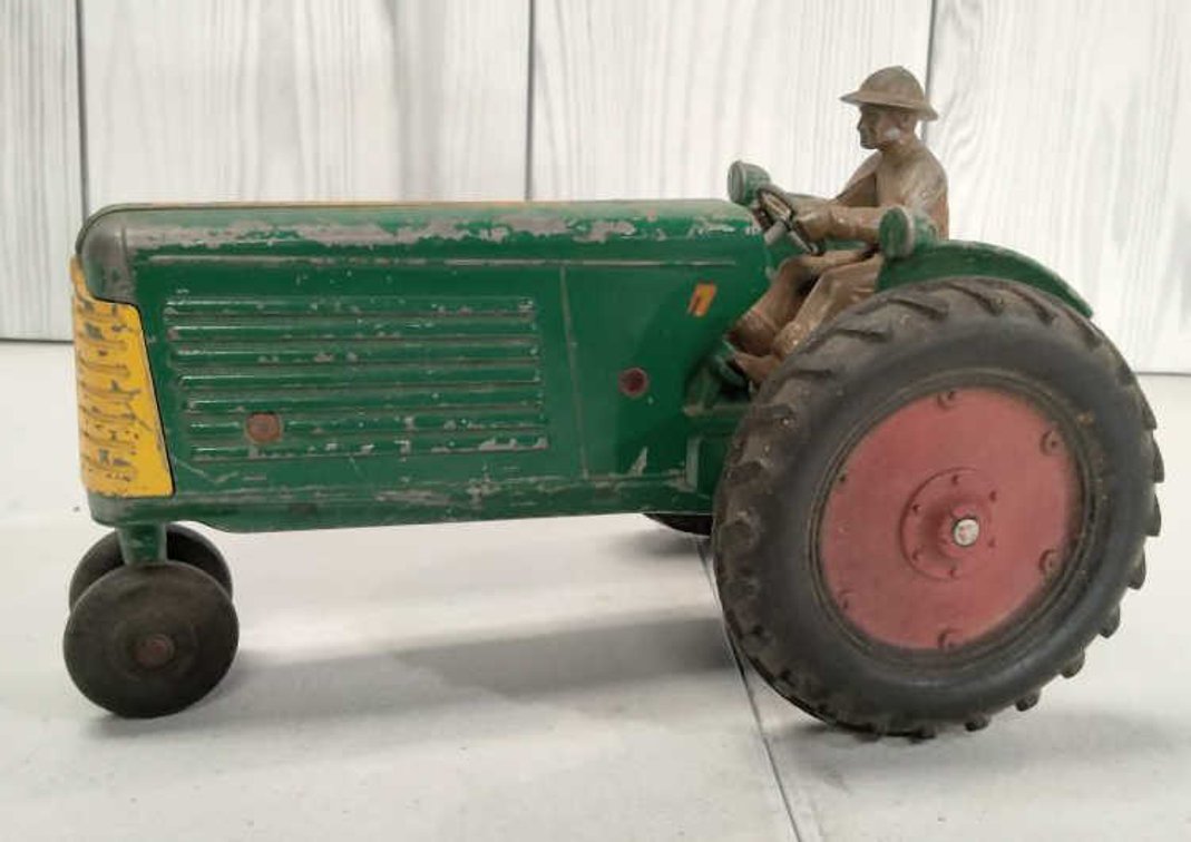 Oliver Row Crop 77 Model Toy