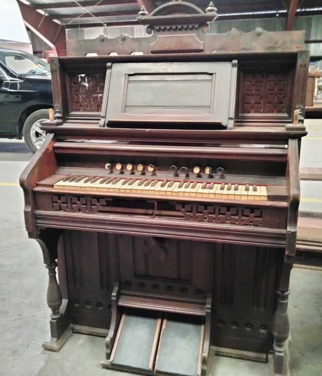 Kimball - Chicago Pump Organ