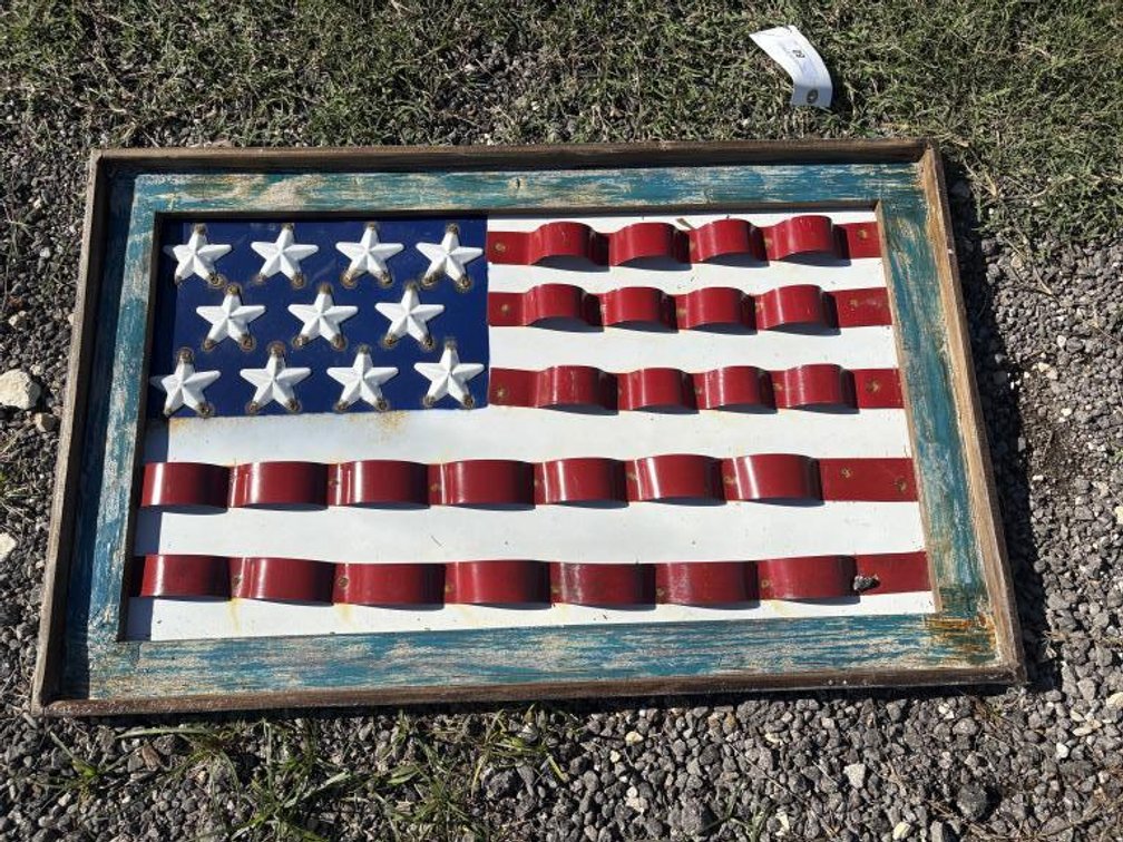 Metal Art- Wavy Flag Wall Frame