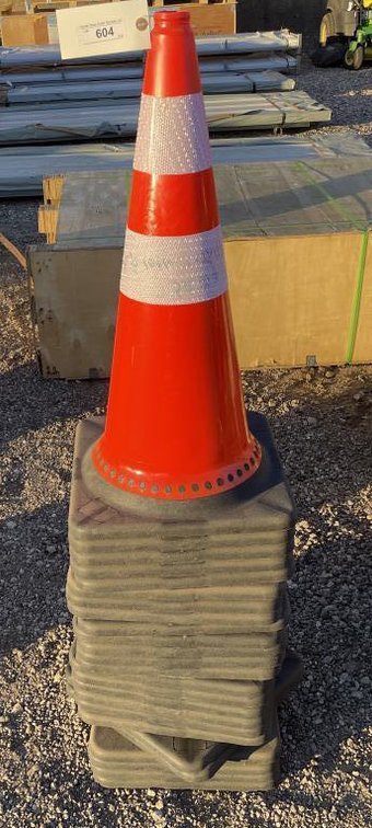 (25) Traffic Cones- New