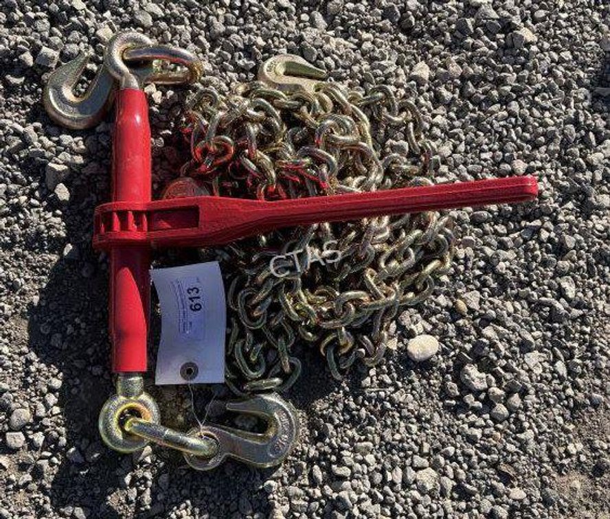 (1) 9200 lb Boomer & (1) 5/16" Chain