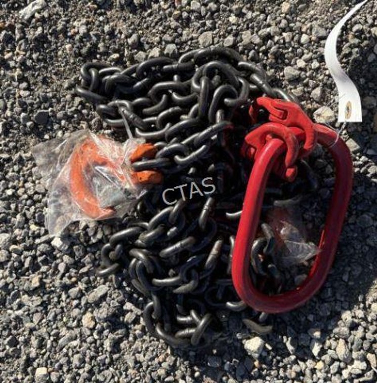 (1) 5/8" Sling w/ (2) Hooks