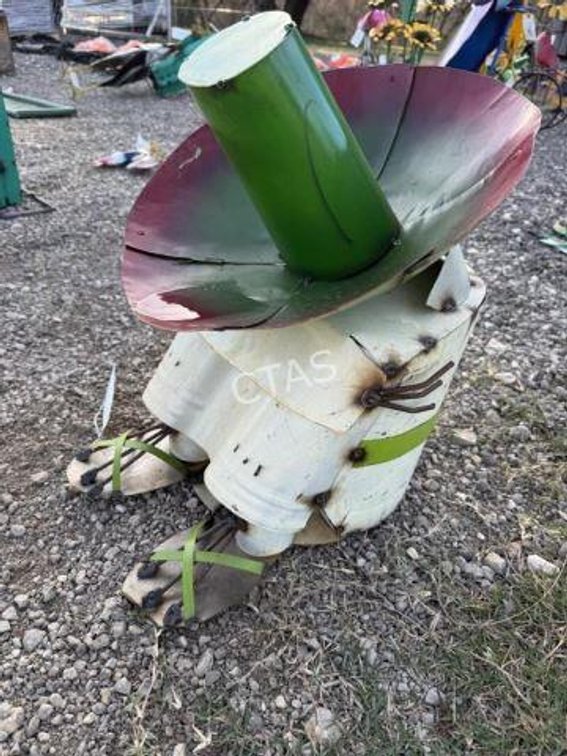Metal Art - Siesta Statue
