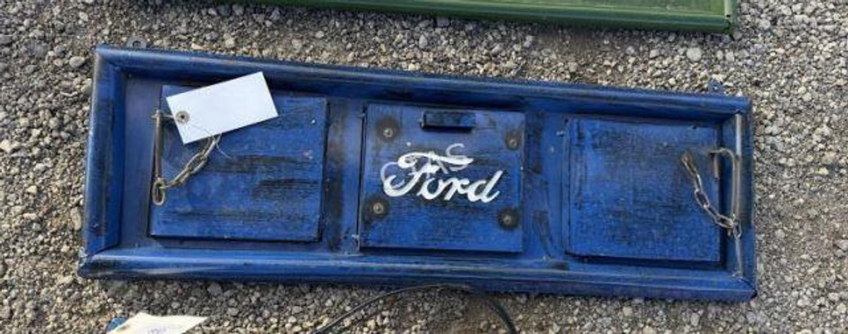 Metal Art - Ford Sign