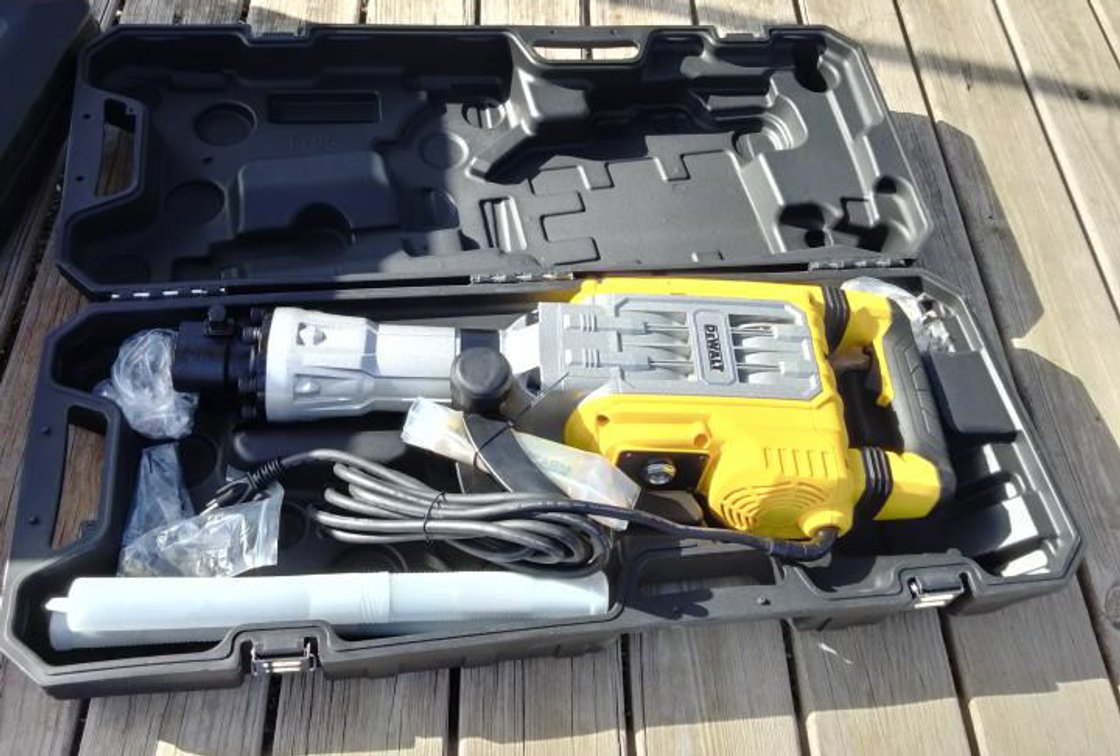 Demolition Hammer