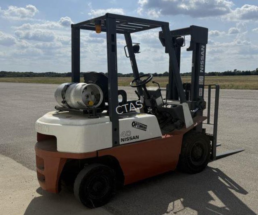 Nissan 40 Optimum LP Forklift