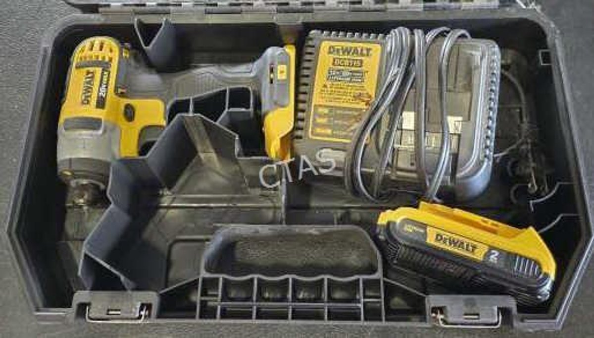 DeWalt DCF885 1/4"Cordless Impact Driver w/