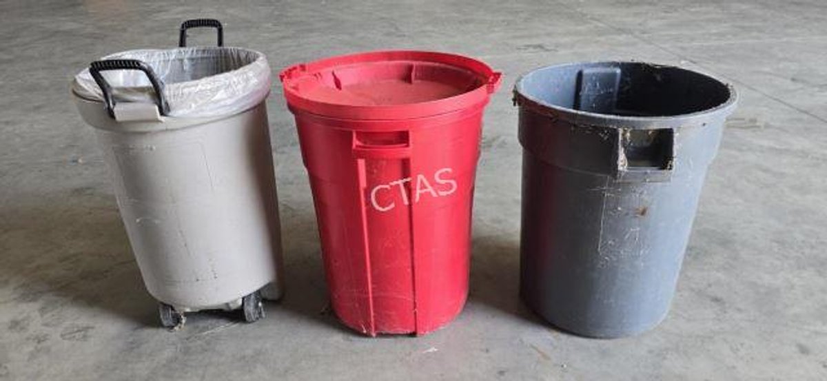 (3) Trash Cans