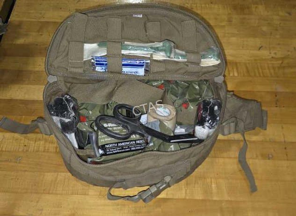 Combat Casualty Response Bag in Coyote Brown