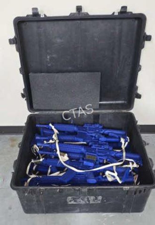 Pelican 1690 Transport Case w/ (16) Bluegun