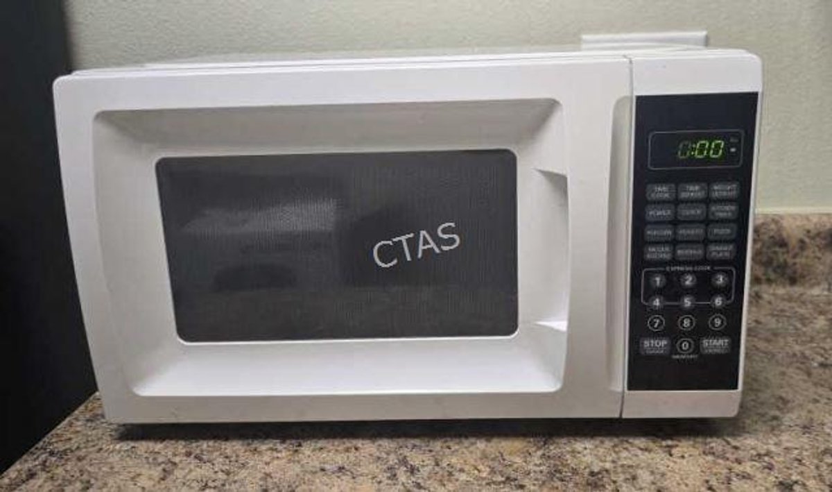 Walmart 700 Watt Microwave Oven